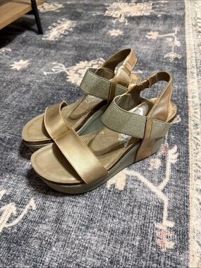 OTBT Metallic Gold and Olive Wedge Sandals